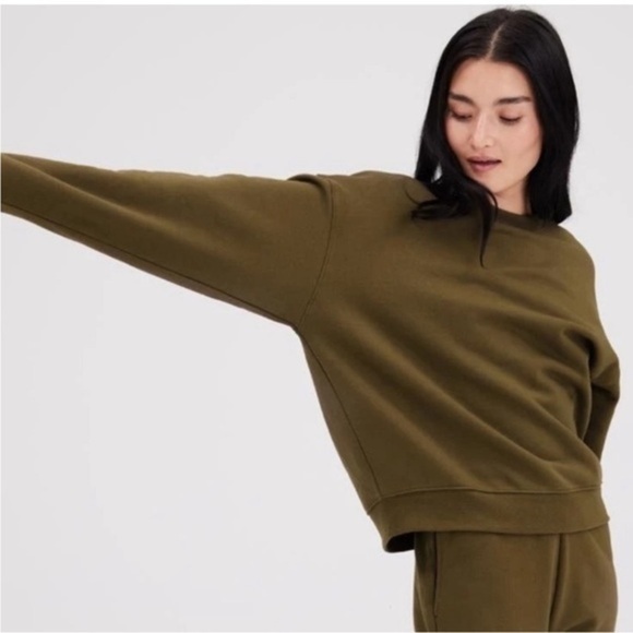 Girlfriend Collective • Forest Olive Green Sweatshirt Crew Neck - Picture 1 of 7